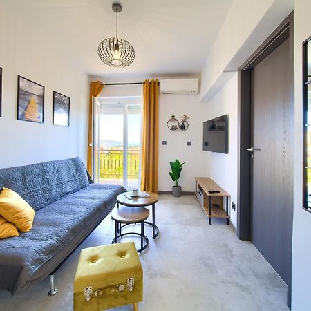 Apartment Lela คิร์ก ภายนอก รูปภาพ