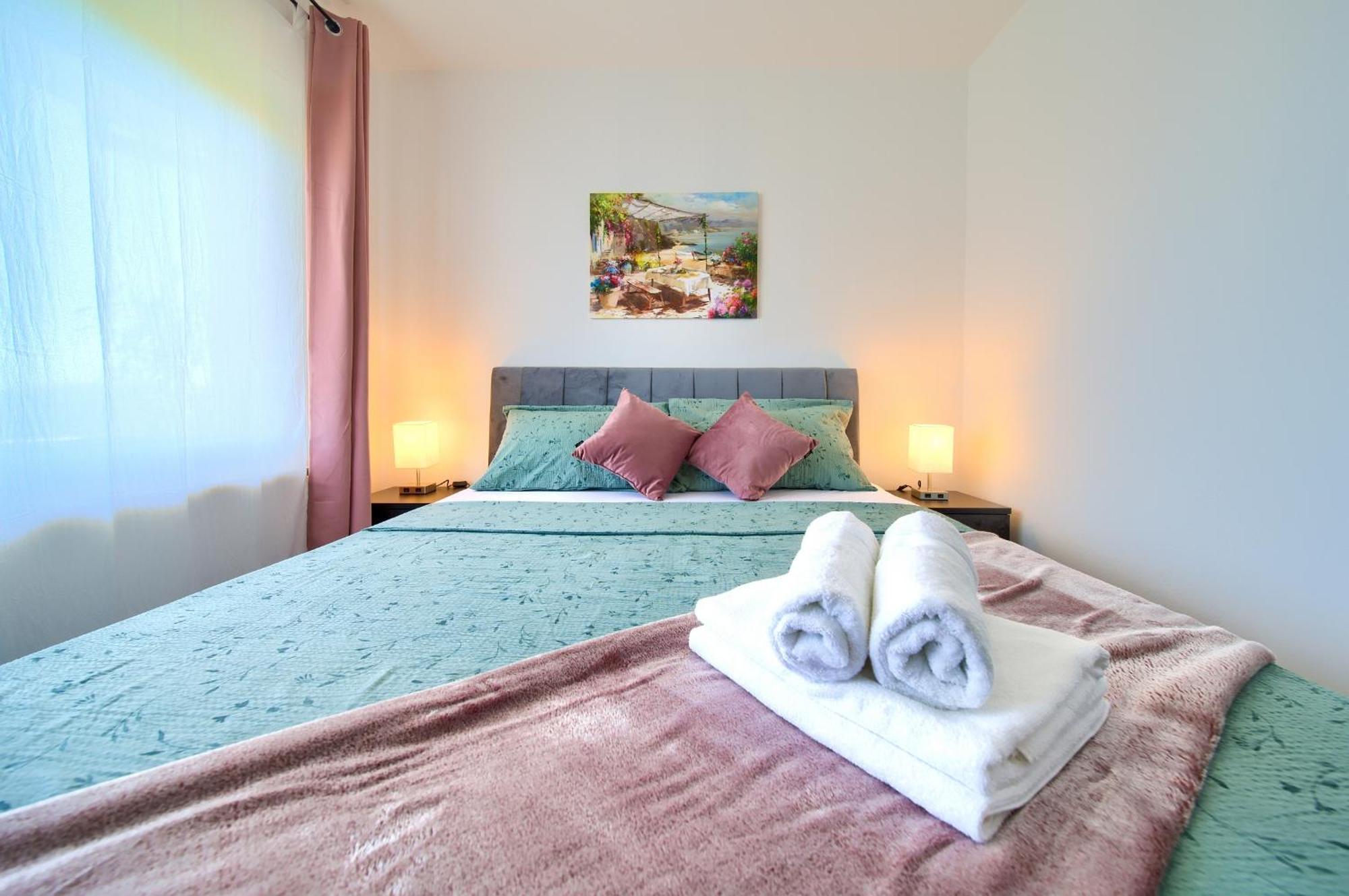 Apartment Lela คิร์ก ภายนอก รูปภาพ